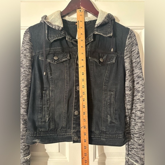 FREE PEOPLE Small Distressed Boho Knit Hooded Moto Jean Jacket Gray Black - Picture 8 of 10